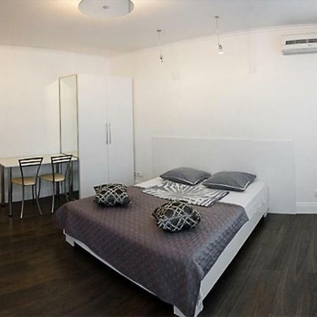 Great Studio Near The Pechersk Kiew Exterior foto