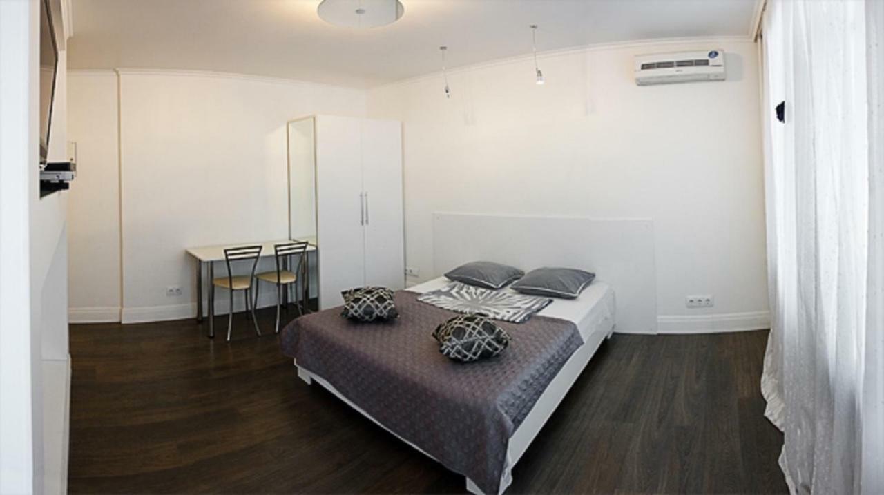 Great Studio Near The Pechersk Kiew Exterior foto